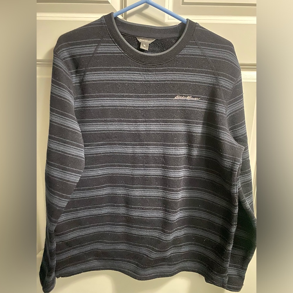 Men’s Eddie Bauer fleece sweater in gray stripe